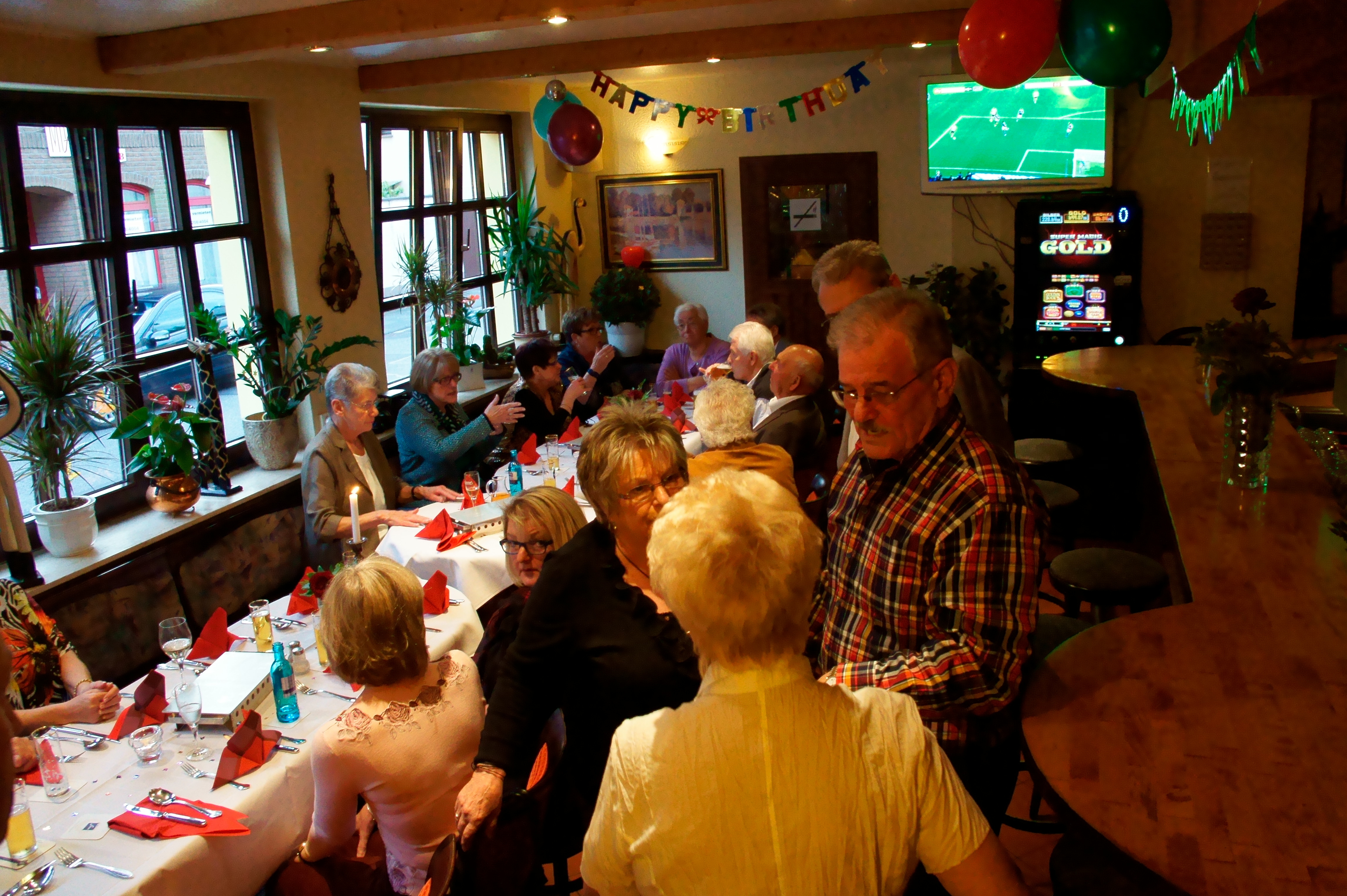 Geburtstagsfeier in der Kneipe